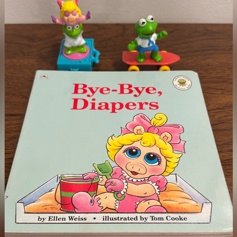 Lot of 4 Vintage Muppet Babies Kermit the Frog Miss Piggy Book Diapers Figures